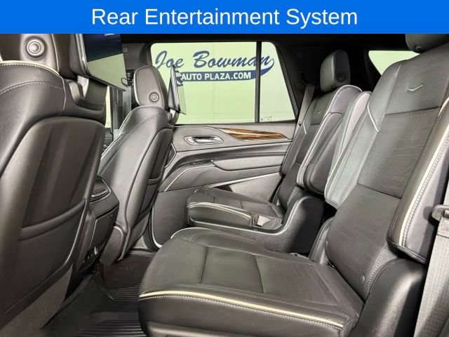 Used 2023 Cadillac Escalade Premium Luxury w/ Performance Package AWD/4WD image 13