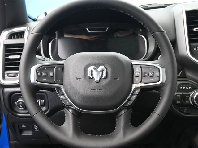 New 2026 RAM 1500 4x4 Crew Cab image 28