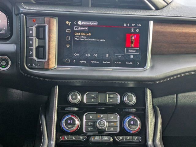 Used 2023 GMC Yukon XL Denali Ultimate image 16