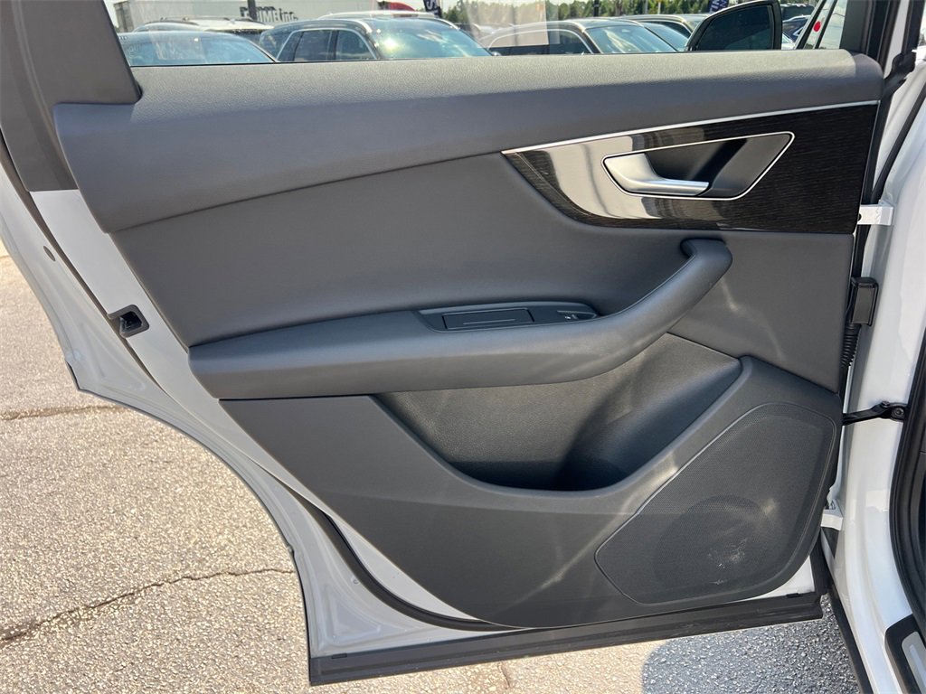 Used 2025 Audi Q7 2.0T Premium w/ Convenience Package image 22