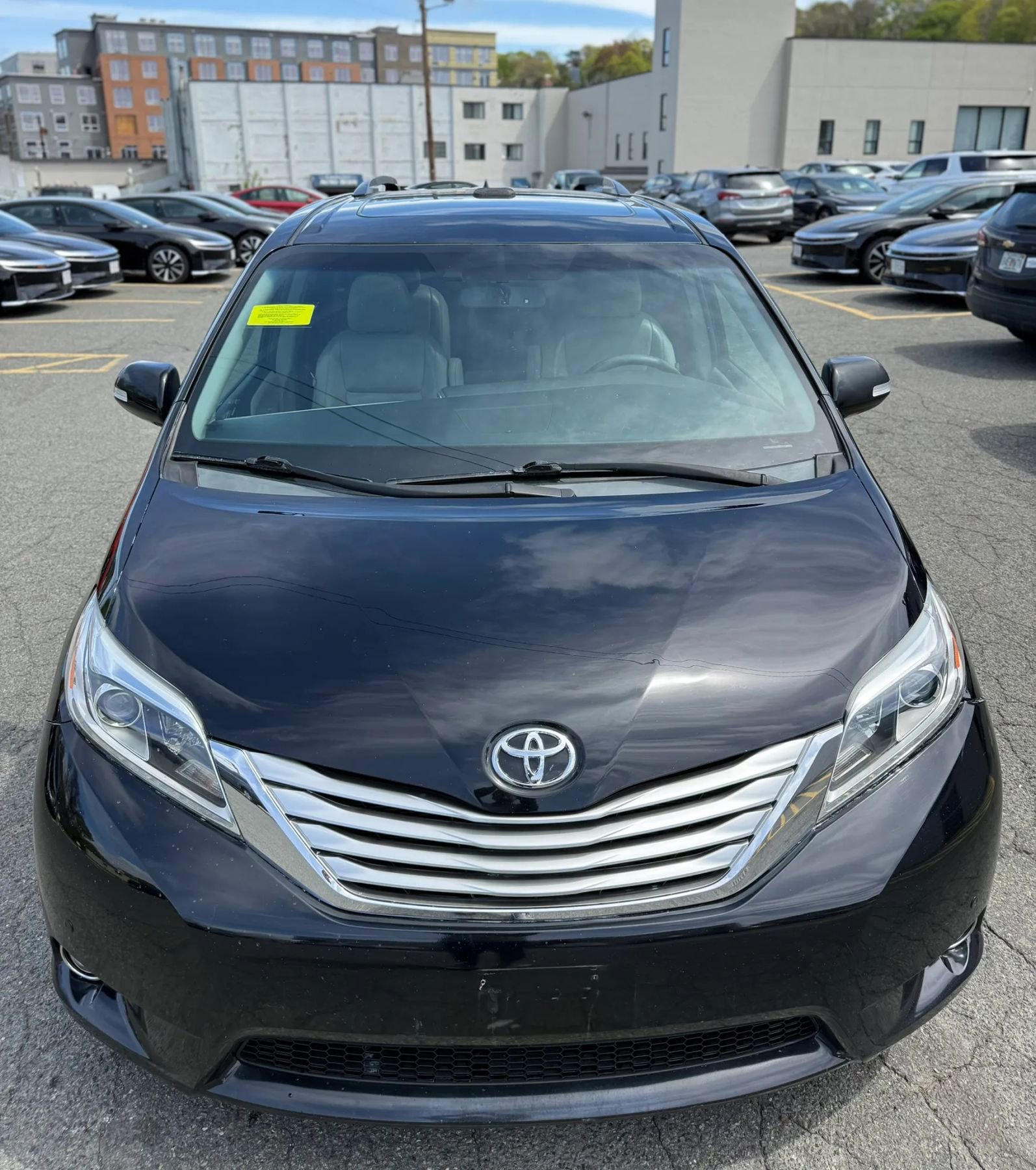 Used 2015 Toyota Sienna Limited AWD/4WD image 7