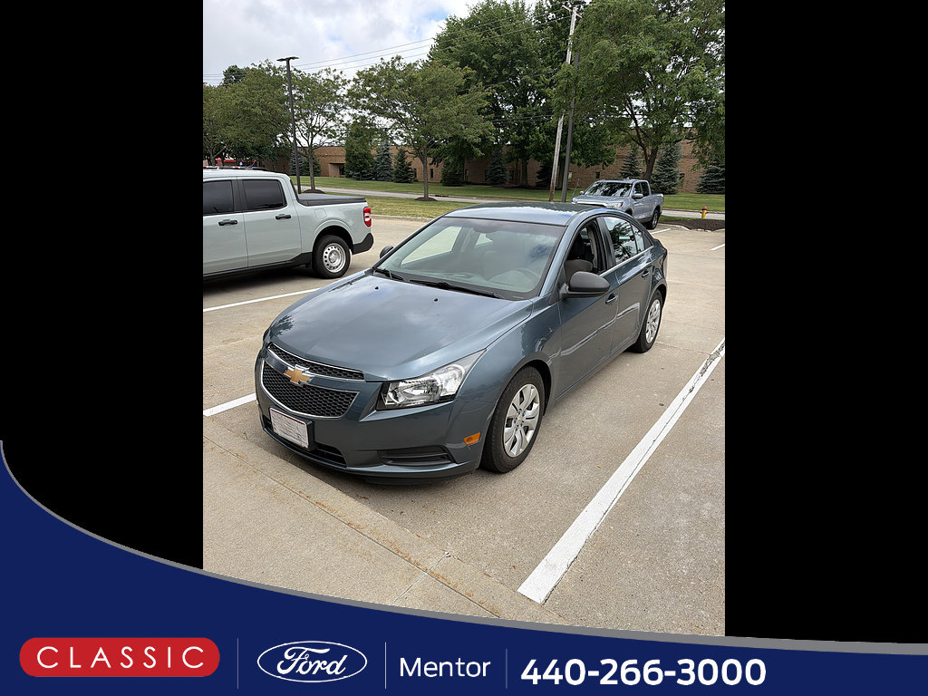 Used 2012 Chevrolet Cruze LS FWD image 1