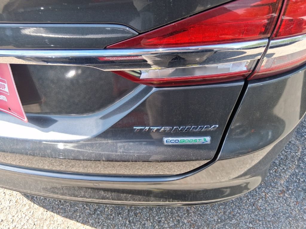 Used 2017 Ford Fusion Titanium image 9