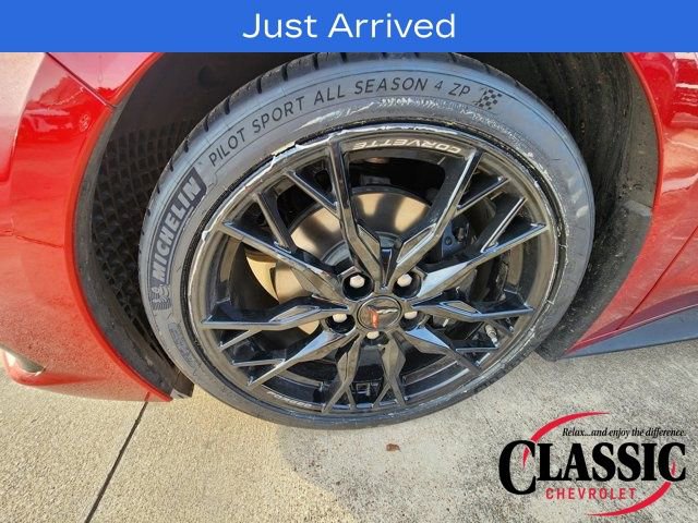 Used 2024 Chevrolet Corvette Stingray Preferred Conv w/ 2LT image 17