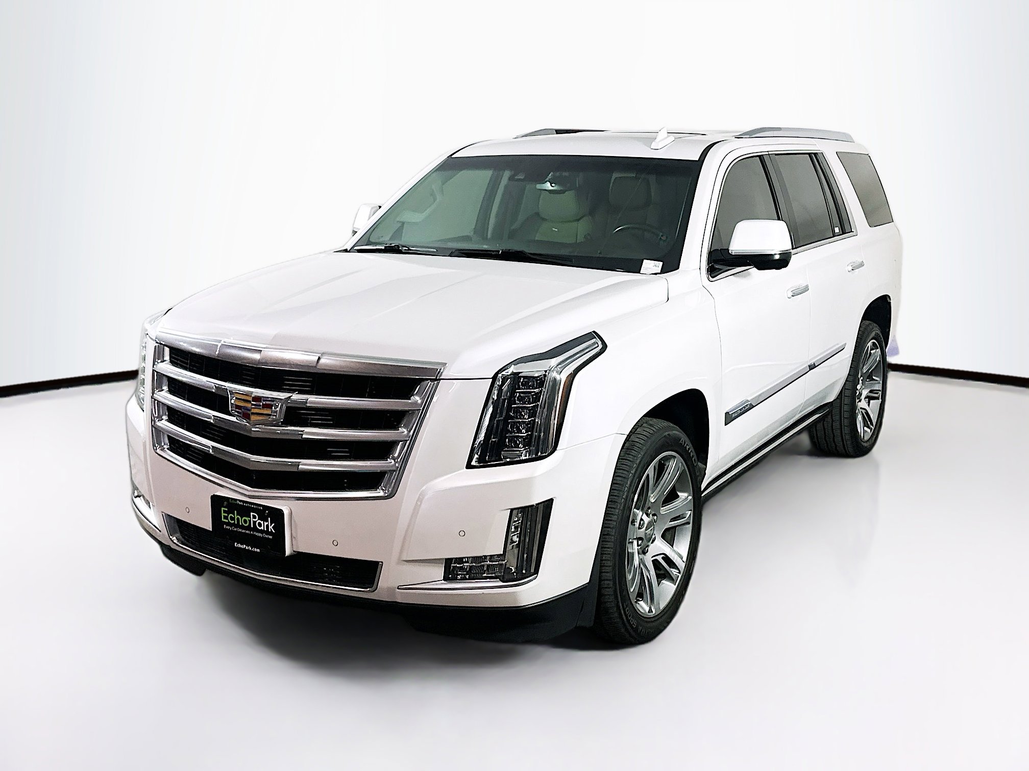 Used 2016 Cadillac Escalade Premium image 3