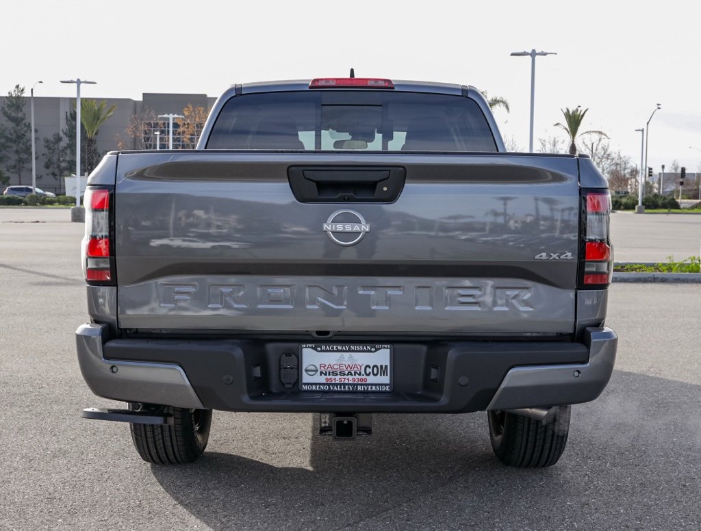 New 2026 Nissan Frontier SV image 5