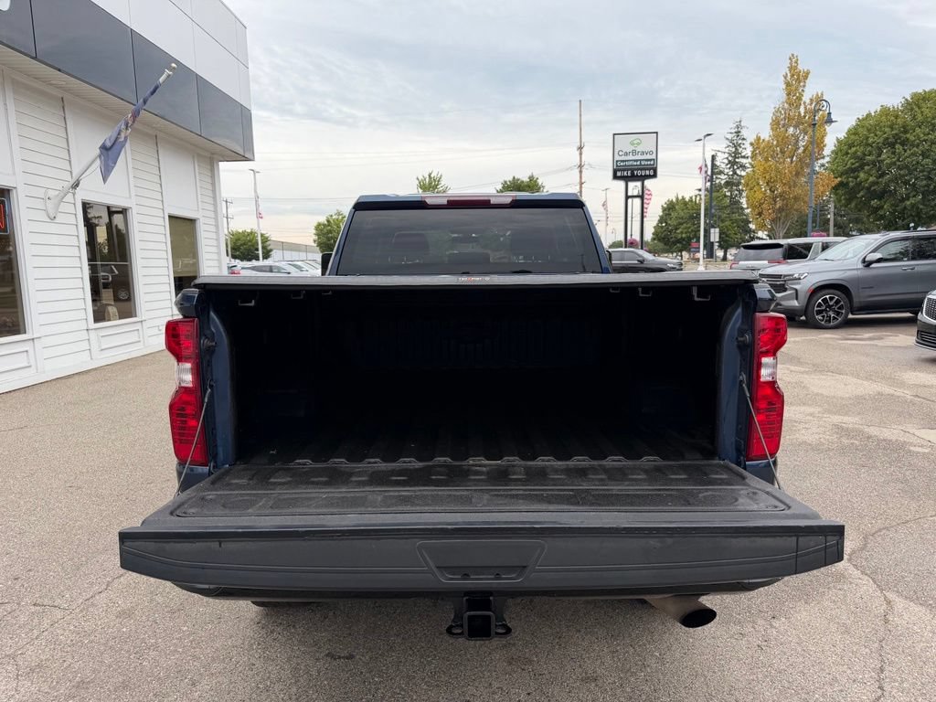 Certified 2022 Chevrolet Silverado 2500 Custom w/ Custom Convenience Package AWD/4WD image 9