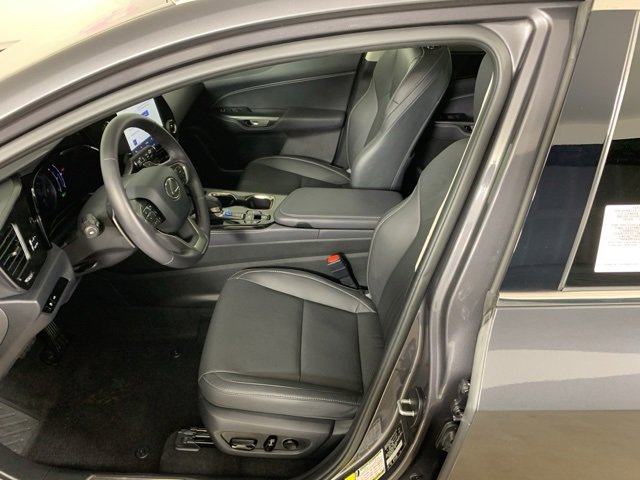 Used 2025 Lexus NX 350 AWD w/ Accessory Package (2T) image 30