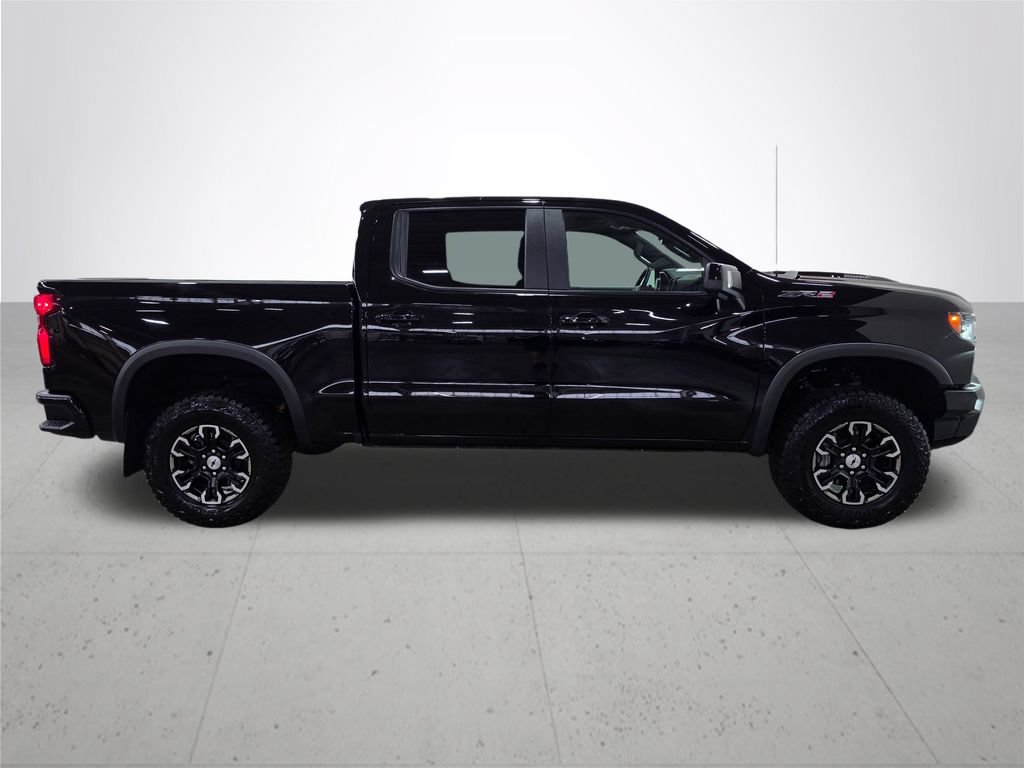 Used 2025 Chevrolet Silverado 1500 ZR2 w/ Technology Package AWD/4WD image 8