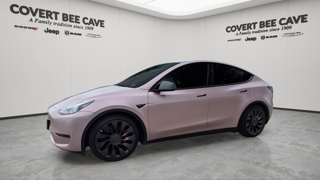 Used 2025 Tesla Model Y Performance image 4