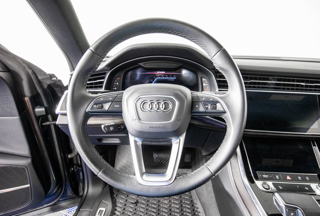 Used 2023 Audi Q8 Premium Plus AWD/4WD image 18