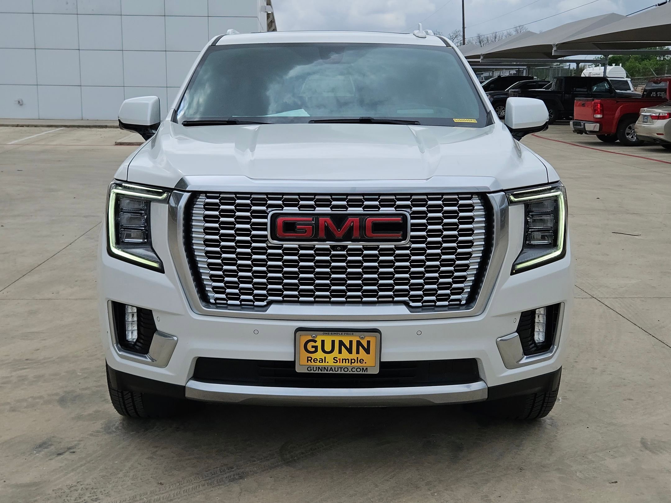 Certified 2022 GMC Yukon XL Denali w/ Denali Premium Package image 8