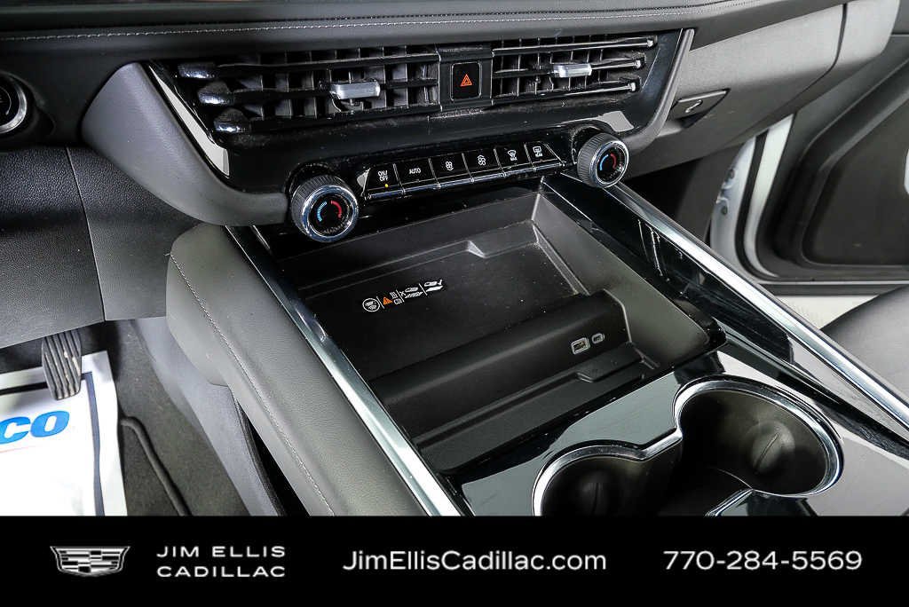 Used 2025 Chevrolet Tahoe LT RWD image 16