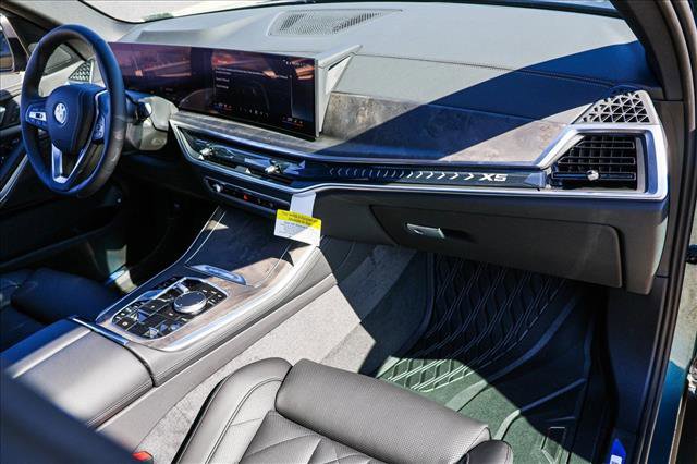 Certified 2025 BMW X5 xDrive50e w/ Parking Assistance Package image 24