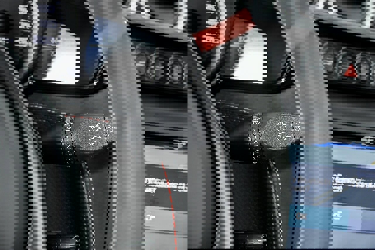 Used 2021 Lotus Evora image 28