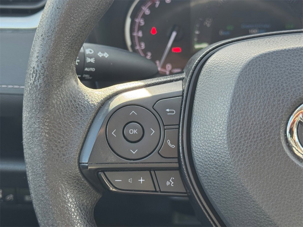 Used 2023 Toyota RAV4 XLE image 21