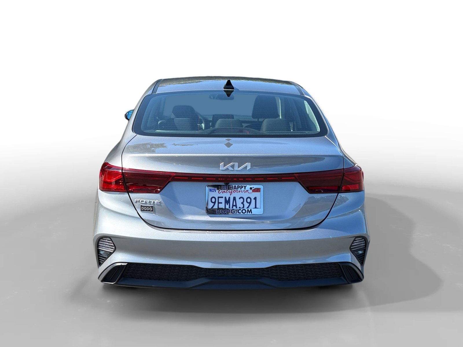 Used 2023 Kia Forte LXS FWD image 4