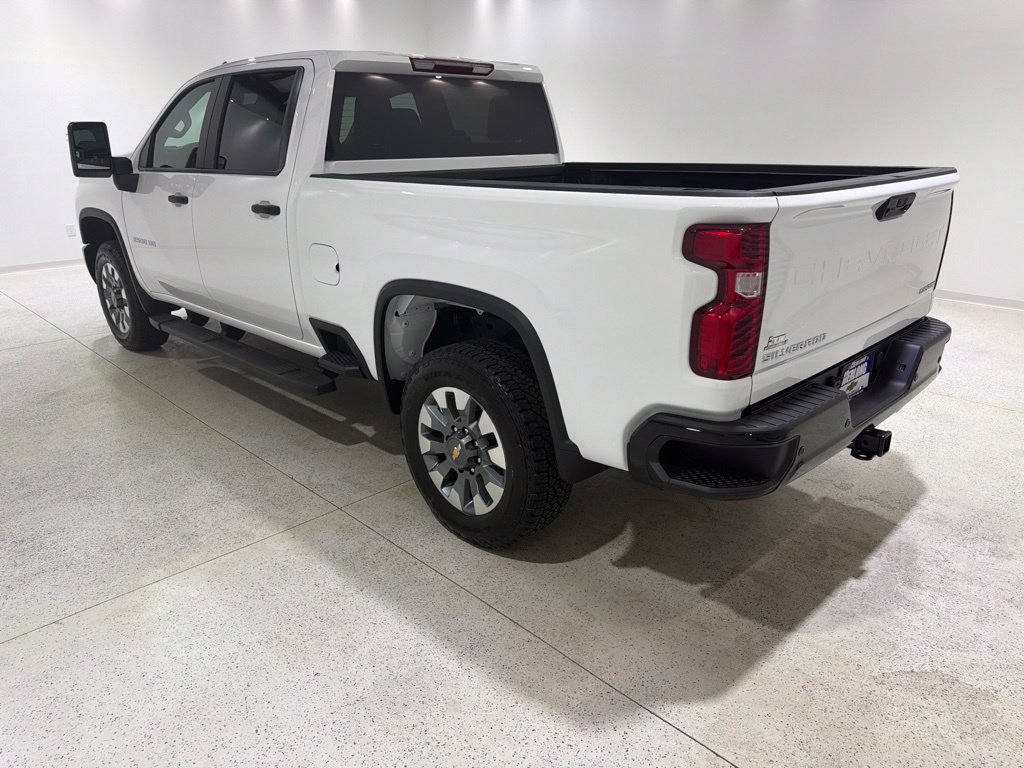 New 2026 Chevrolet Silverado 2500 Custom w/ Custom Value Package AWD/4WD image 3