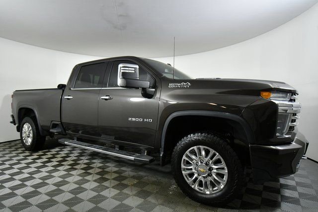 Used 2021 Chevrolet Silverado 2500 High Country w/ Safety Package II image 9