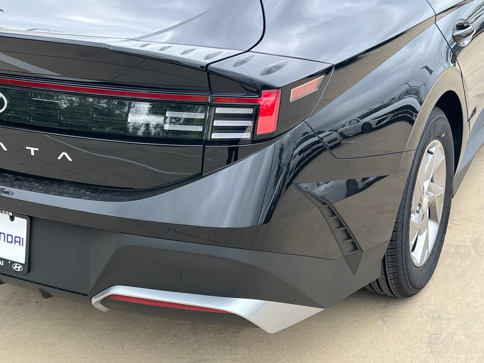 New 2026 Hyundai Sonata SE FWD image 13