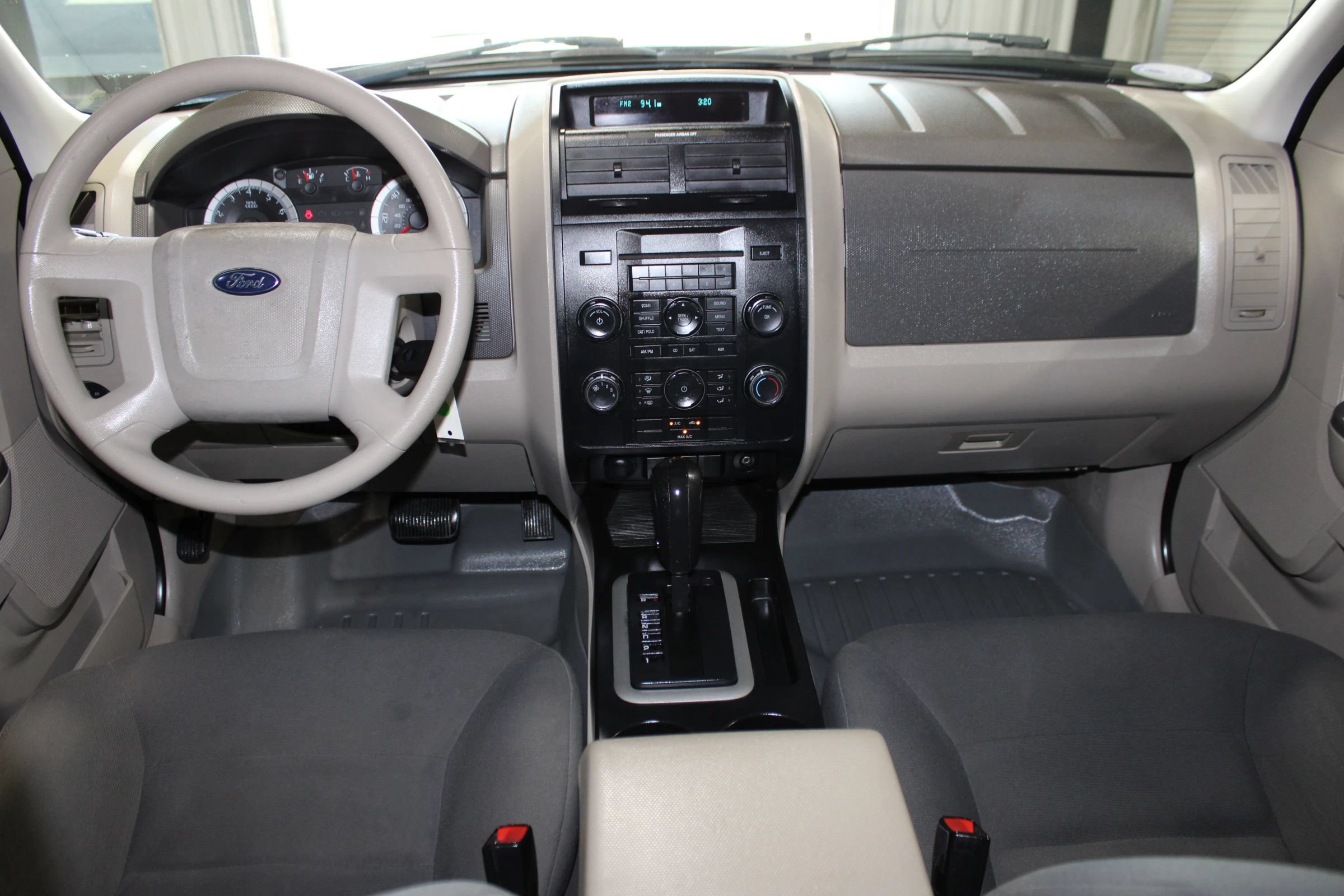 Used 2008 Ford Escape XLS FWD image 12