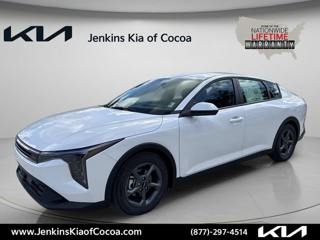 New 2026 Kia K4 FWD image 10
