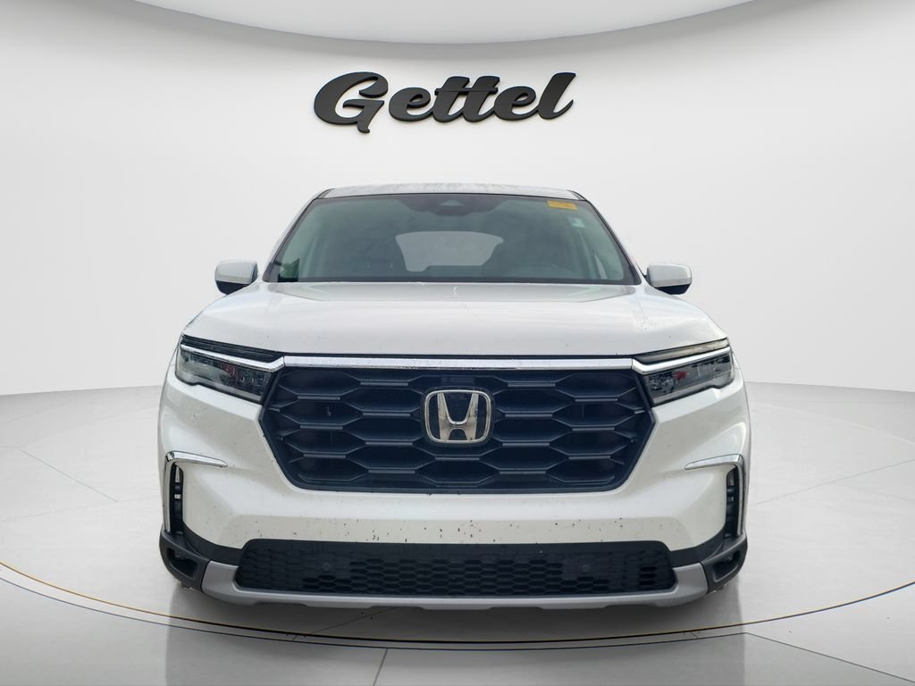 Used 2025 Honda Pilot EX-L image 3