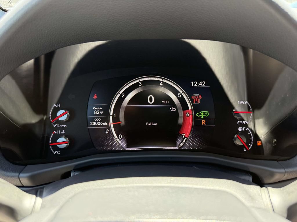 Used 2023 Lexus LX 600 F Sport w/ Accessory Package (Z1) AWD/4WD image 30