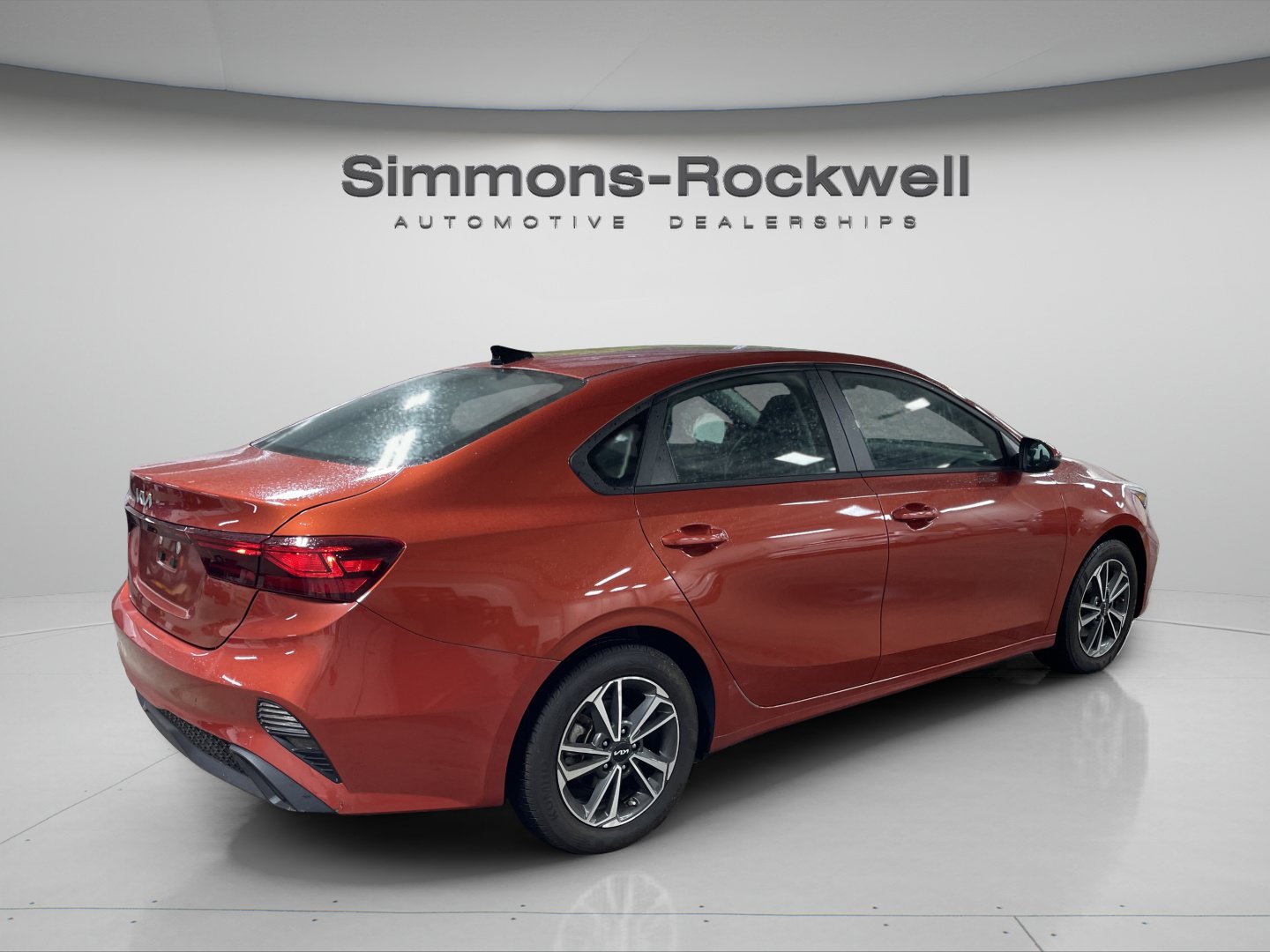 Used 2023 Kia Forte LXS w/ LXS Technology Package FWD image 5
