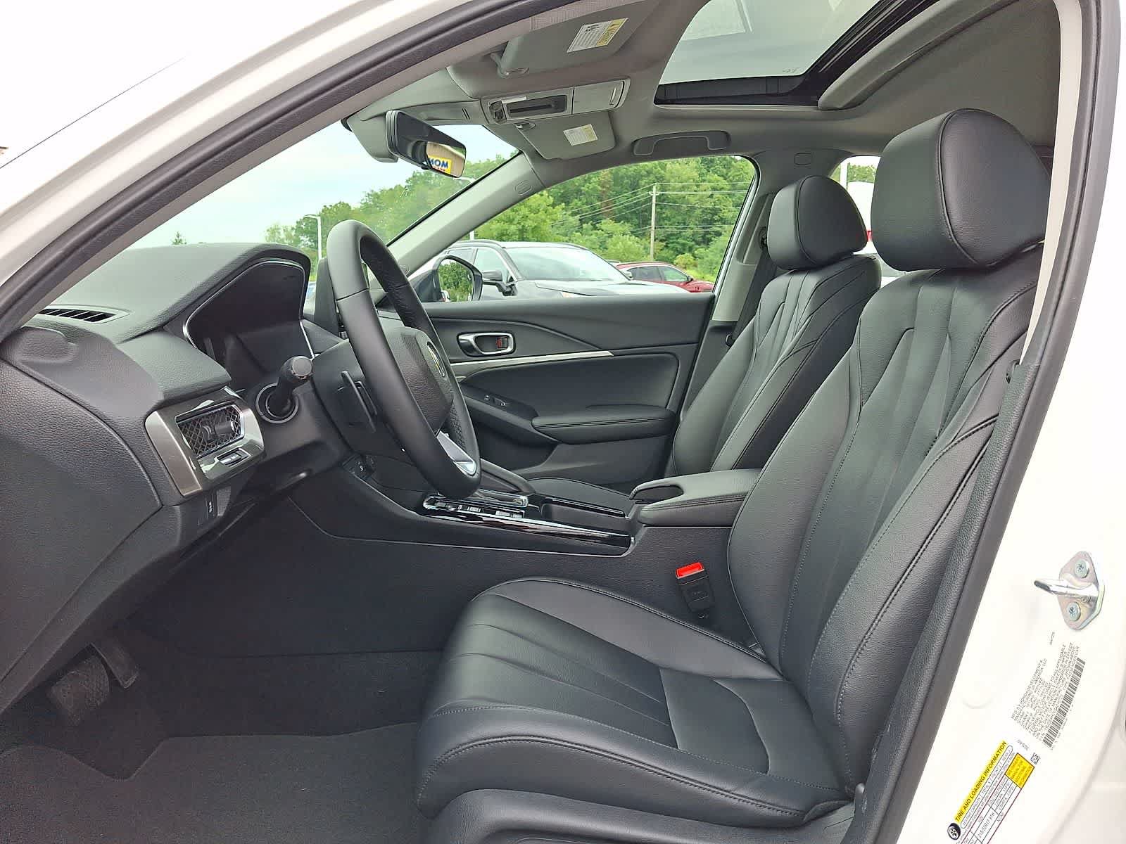 Used 2025 Acura Integra FWD image 14
