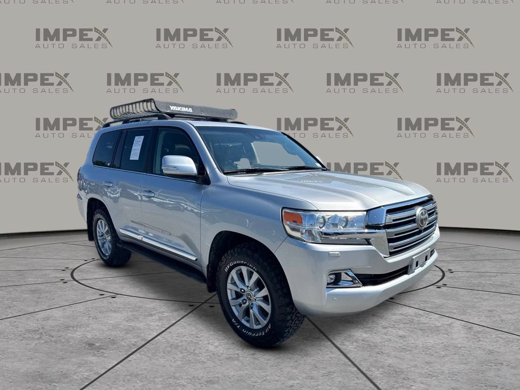 Used 2016 Toyota Land Cruiser w/ Four Season Floor Mat Package AWD/4WD image 4