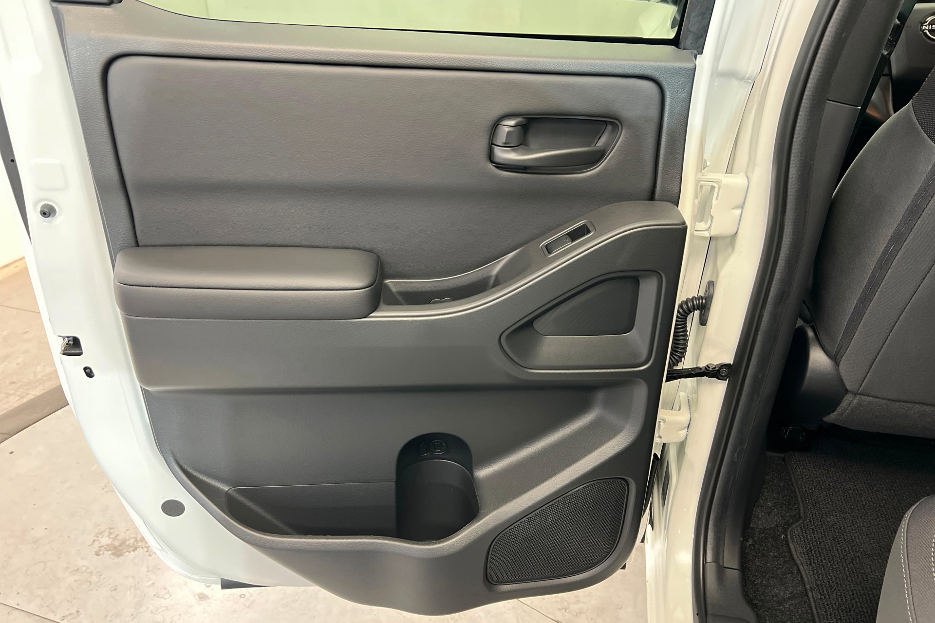 New 2026 Nissan Frontier SV w/ Tow Package image 18