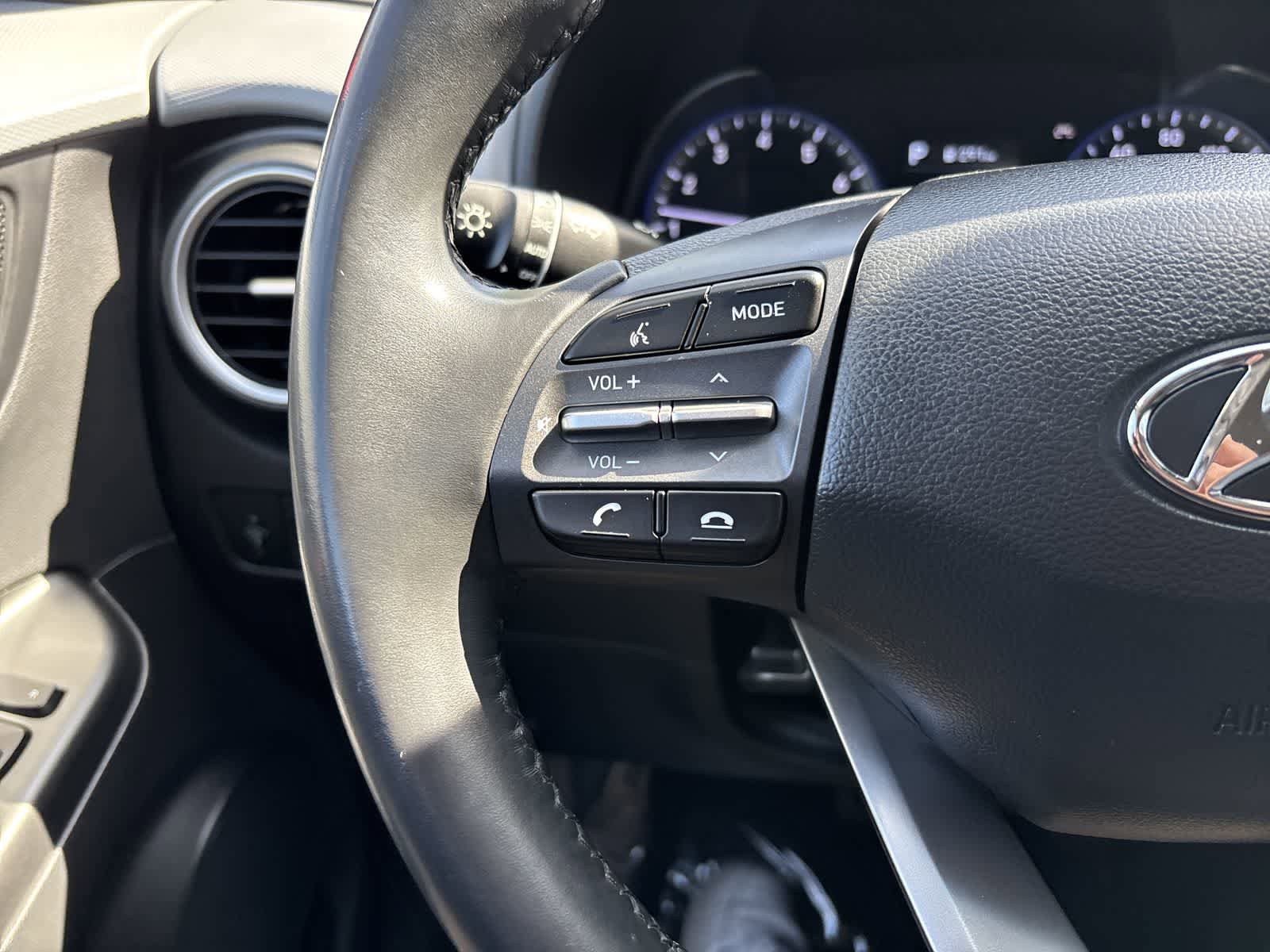 Used 2020 Hyundai Kona SEL w/ Cargo Package AWD/4WD image 12