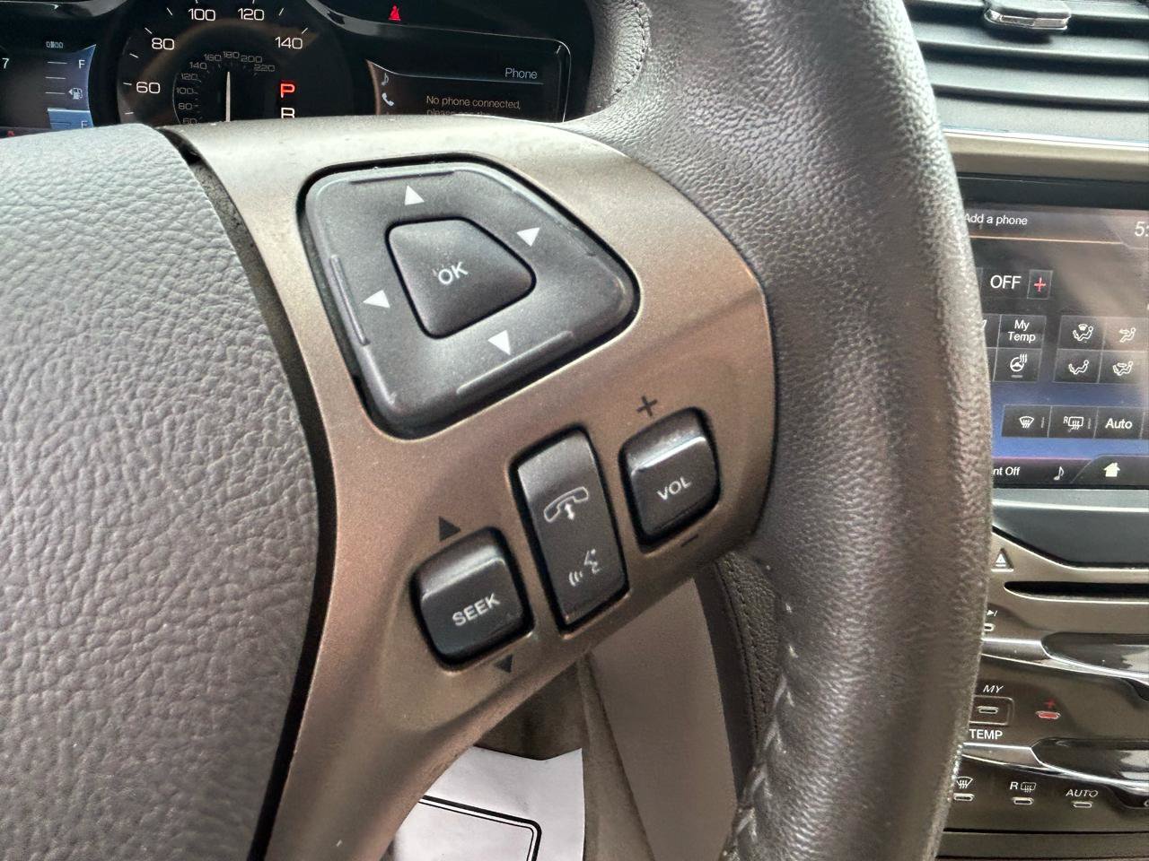Used 2012 Lincoln MKX AWD w/ Wood Pkg image 19