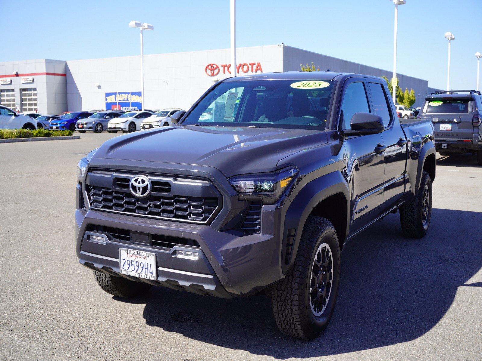 Used 2025 Toyota Tacoma TRD Off-Road AWD/4WD image 7