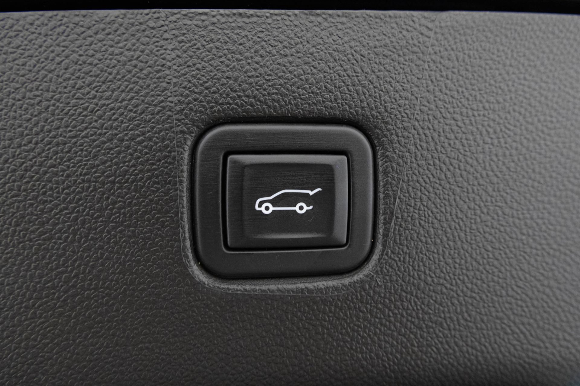 Used 2023 Chevrolet Blazer LT AWD/4WD image 39