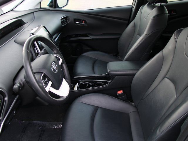 Used 2018 Toyota Prius Prime Premium w/ Carpet Mat Package image 15