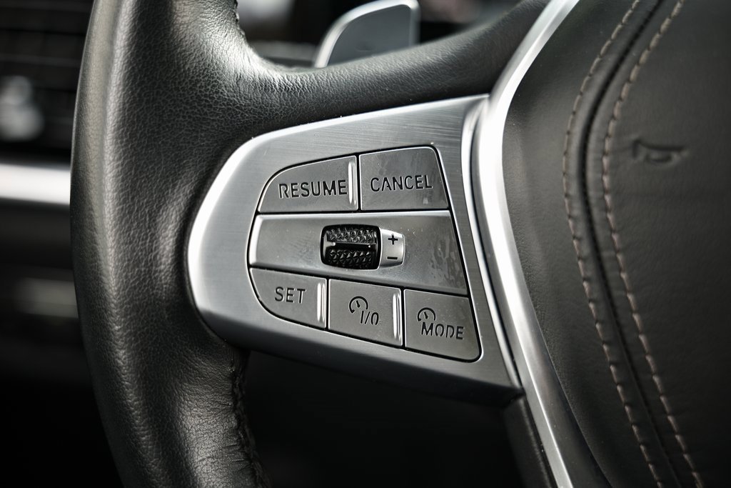 Used 2023 BMW X7 xDrive40i image 34