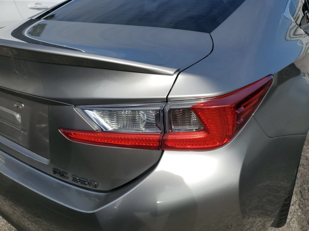 Used 2016 Lexus RC 350 w/ Luxury Package RWD image 17