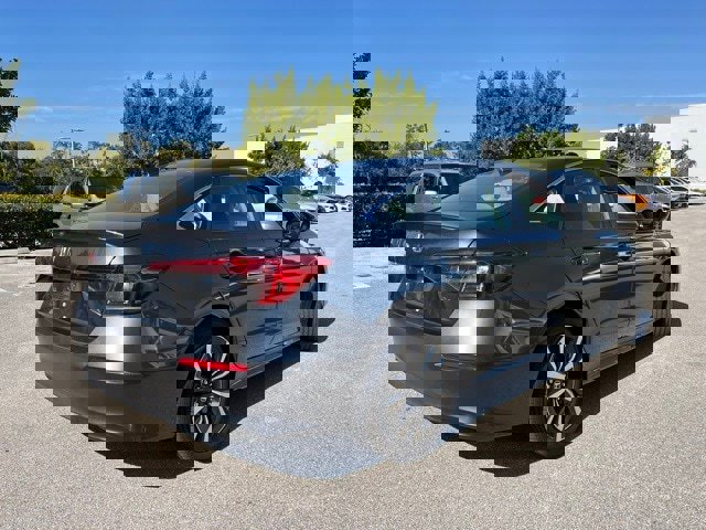 Used 2023 Honda Civic EX image 4