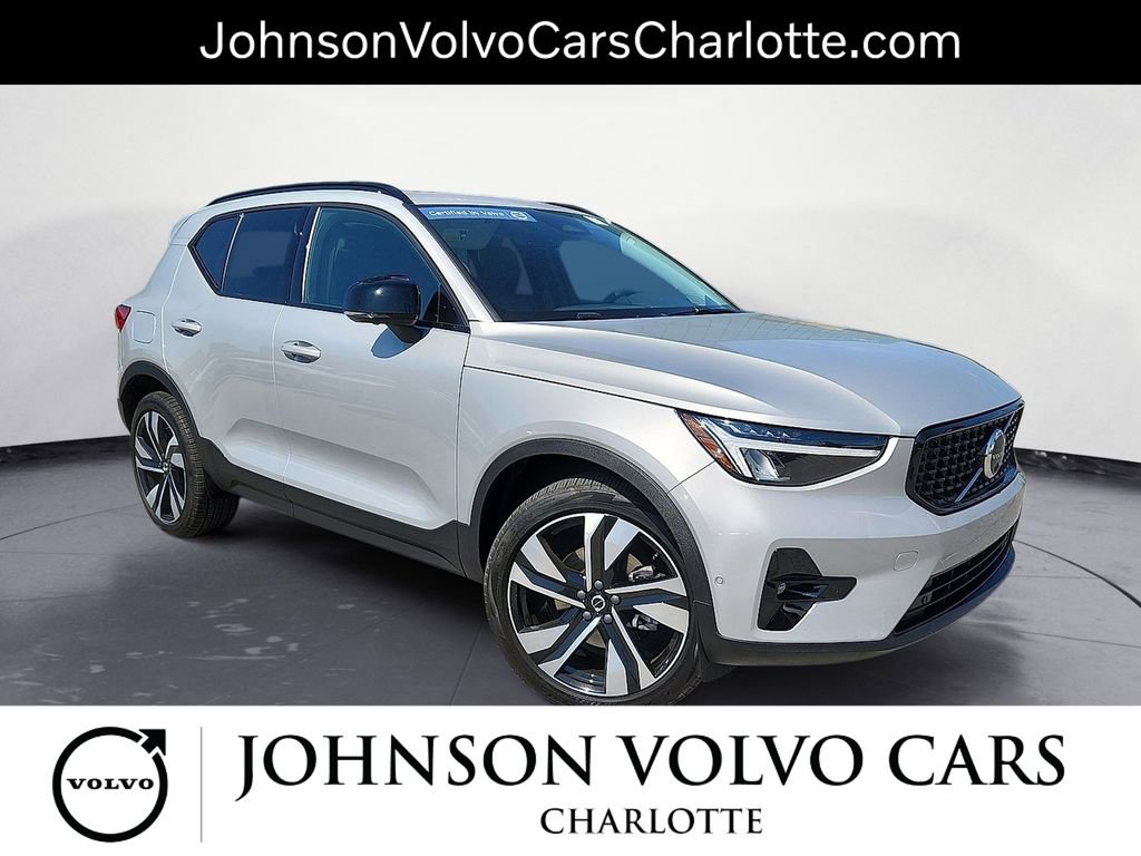 Certified 2025 Volvo XC40 B5 Plus