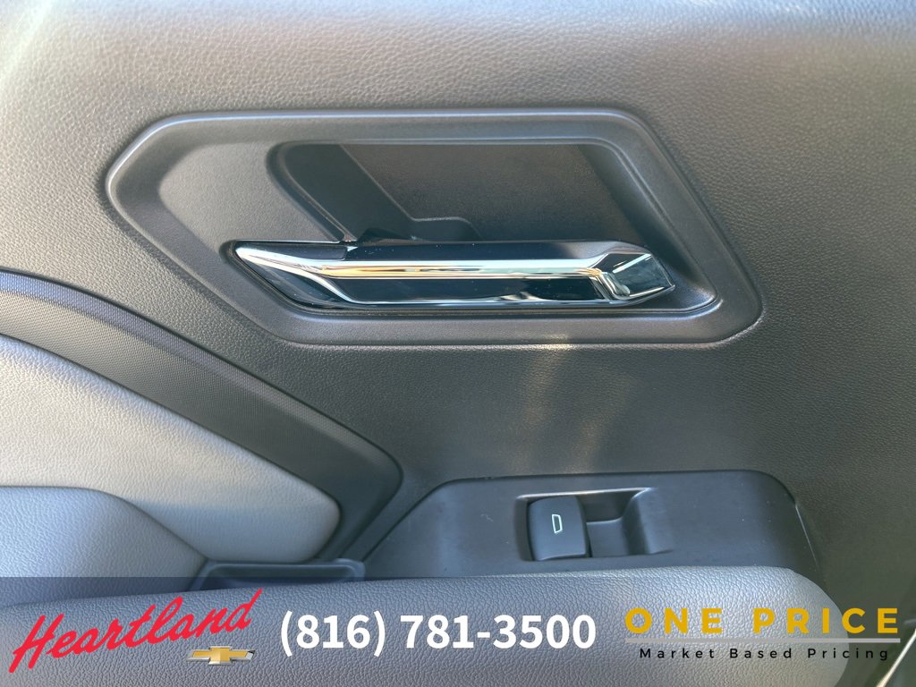 Used 2024 Chevrolet Colorado ZR2 w/ ZR2 Convenience Package III image 46