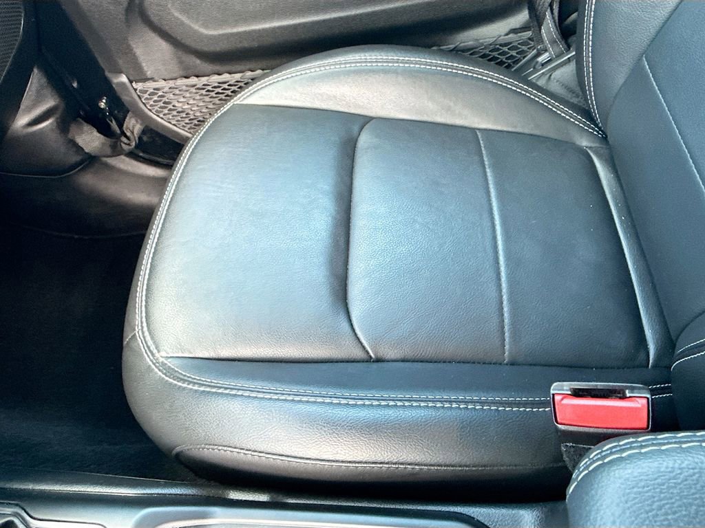 Used 2023 Jeep Wrangler Unlimited Sahara w/ Cold Weather Group image 22