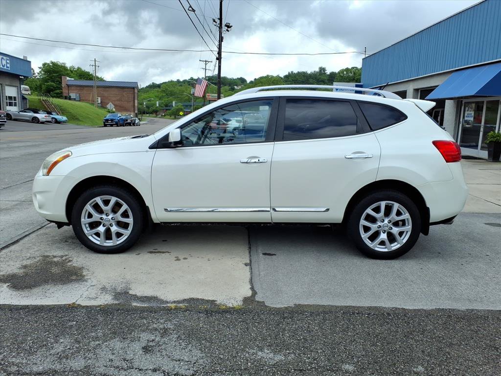 Used 2012 Nissan Rogue SL AWD/4WD image 2