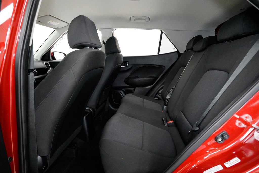 Used 2020 Hyundai Venue SE image 21