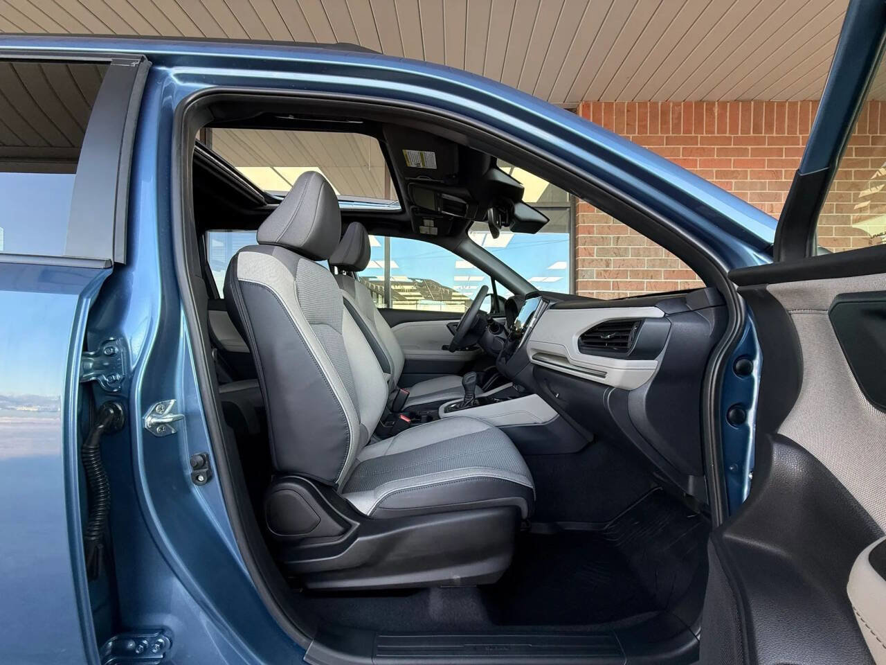 Used 2025 Subaru Forester Premium w/ Convenience Package #1 image 7