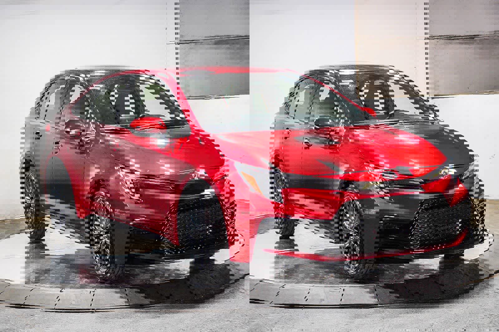 Certified 2024 Toyota Corolla SE image 3