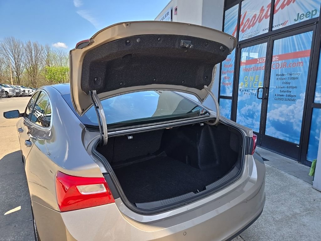 Used 2024 Chevrolet Malibu LT FWD image 74