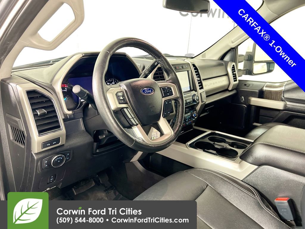 Used 2020 Ford F350 Lariat w/ Chrome Package image 3