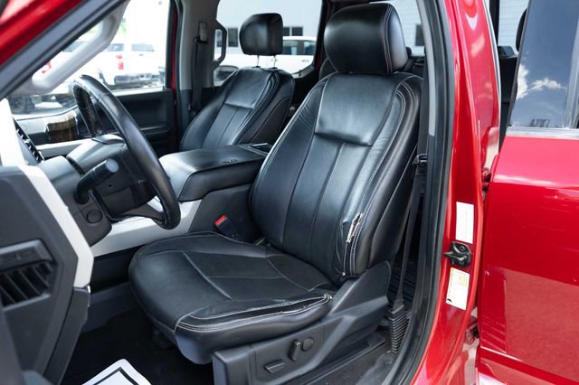 Used 2020 Ford F150 Lariat w/ Equipment Group 502A Luxury image 13